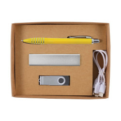Chic Cardboard Gift Set