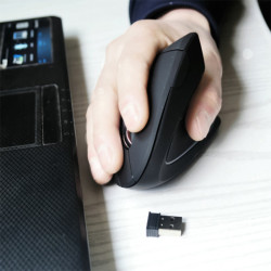 Warren Vertical Wireless Mouse